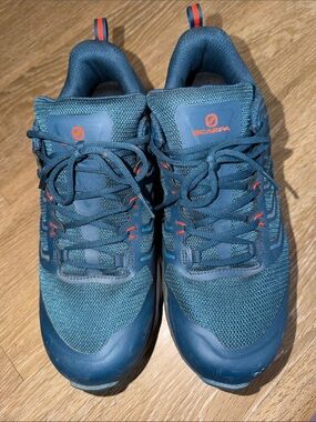 Scarpa Men’s Rush Teal and Orange Hiking Shoes